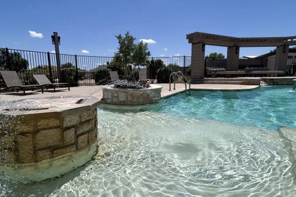 Resort-Style Pool Resort-Style Pool